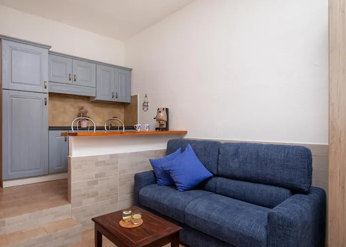 Comodo E Accogliente Miniloft Porto Rotondo